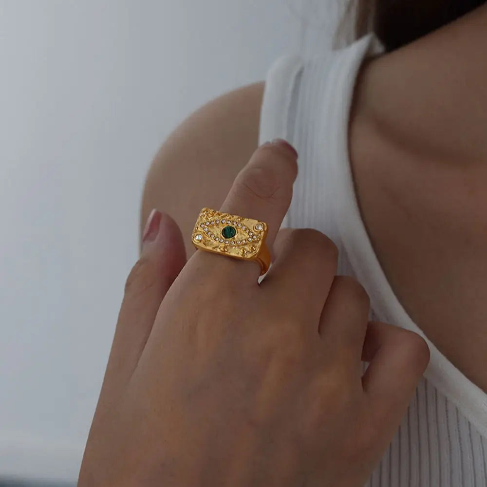 Vintage 18K Gold Ring by Rhévola